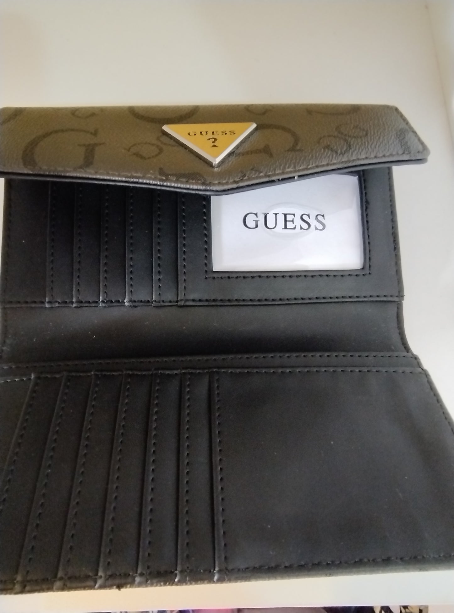 Cartera GUESS