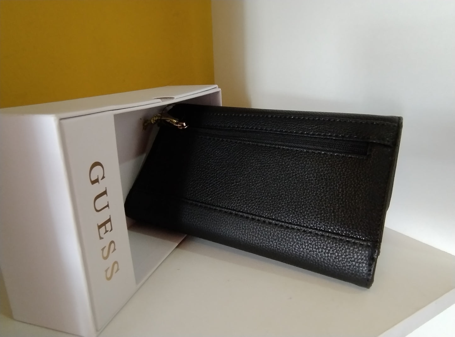 Cartera GUESS