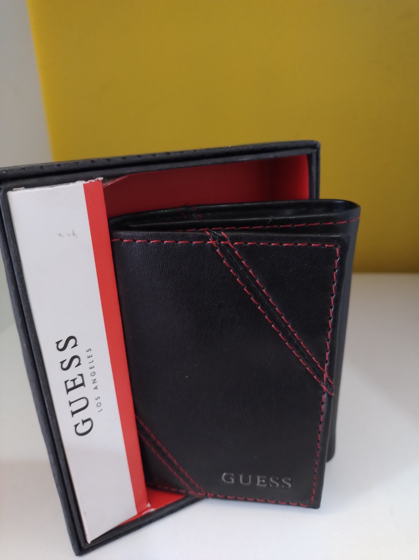 Cartera GUESS